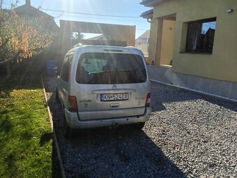 Predám Citroen berlingo 1,6tdi - 5