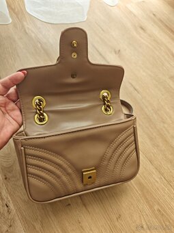 Krásna malá kabelka - 5