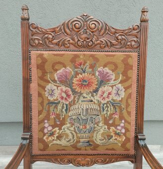 Kreslo renesančné. - 5