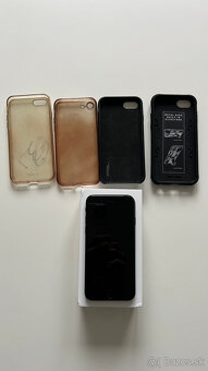 Apple iPhone SE 2020, 128GB - 5