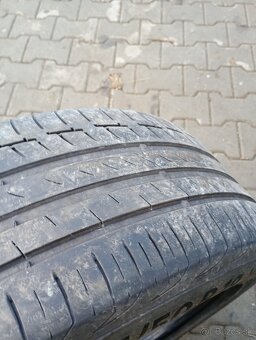 235/50R19 - 5