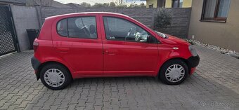Toyota Yaris 2001 - 5
