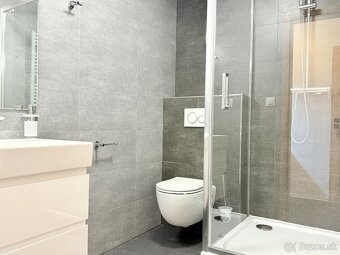 CENTRUM MESTA - VRÁTNA - 1 IZBOVÝ MODERNÝ ZARIADENÝ BYT. - 5