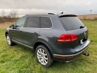 Predam VW Touareg 4.2 TDi V8 EXCLUSIVE - 5