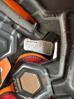 Hokejova Prilba CCM Tacks 710 - 5