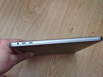 Macbook Pro 2020 Touchbar (i5 2.0, 16 GB ram, 512 GB ssd) - 5