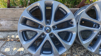 5x114,3 R17 --- RENAULT MEGANE - 5