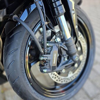Kawasaki Ninja ZX-4R čierna - 5