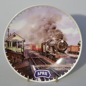 Pre milovníkov VLAKOV - Sada 12 mesiacov - 12 tanierov - 5