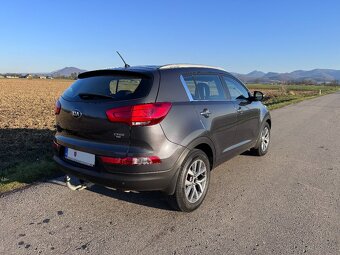 ✅ 2014 KIA Sportage 1,7 CRDi Gold 103tis. km, kúp v SR - 5