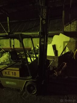 Vysokozdvizny vozik bosch 80 % baterie - 5