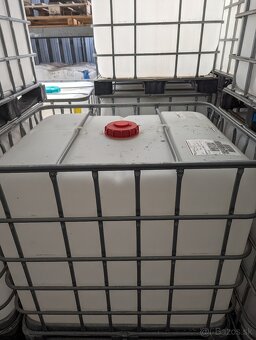 Predám 1000l IBC kontajner - 5
