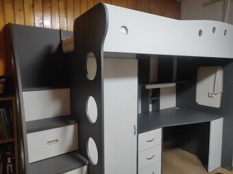 Postel zo stolom - 5