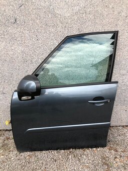 Rozpredám Citroën picasso 4 - 5