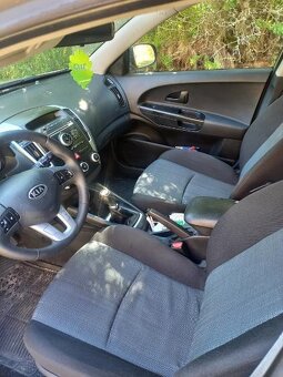 Kia Ceed - 5
