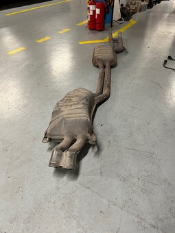 Výfuk Audi S2 D2 2001 - 5