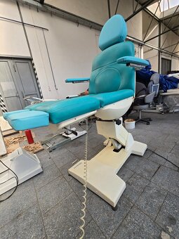 Elektrické pedikérské křeslo AKCE gharieni 3motory zelené - 5