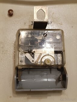 Nástenné hodiny Junghans - 5