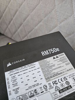 Corsair RM750e - 750W - 5