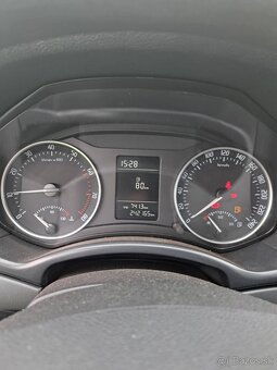Škoda octavia 1.6 MPI - 5