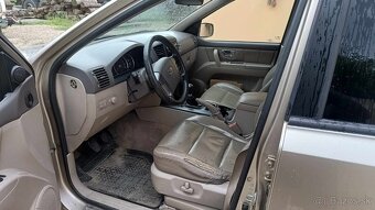 Predám Kiu Sorento 2,5 CRDI - 5