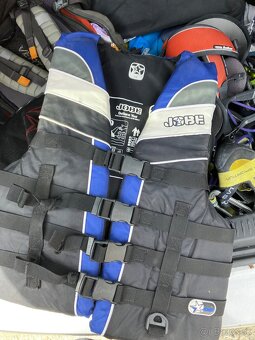 Plavacia vesta Jobe M - 5