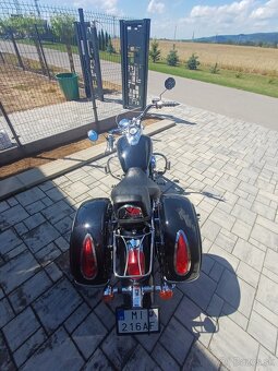 Honda VT750 - 5
