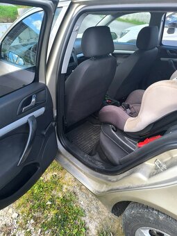 Škoda Octavia combi 2 1.9 TDI - 5