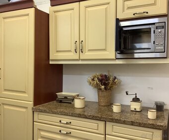 Kuchyňa v krémovej farbe LINA - 5