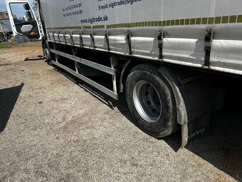 Volvo280 - 5