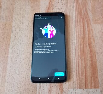 MOTOROLA moto g82 5G - 6.6" AMOLED, 6GB/128GB,NFC,TOP STAV - 5
