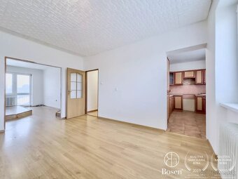 4 izbový byt s balkónom, garážou a záhradou. - 5