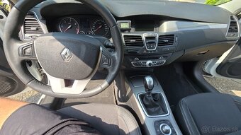 Renault Laguna Grandtour 2.0 dCi 150k Black Edition - 5
