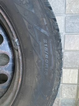 Predám zimné obutie s diskami s TPMS - 5