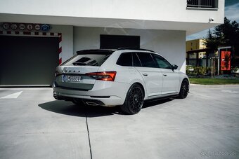 Škoda Superb Combi 2.0 TSI Sportline 4x4 DSG - 5