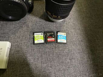 Nikon D3500 set – telo + 18–55mm, 2× batéria, 3x SD karta - 5