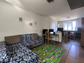 ‼️ REZERVOVANÉ‼️ ‼️RODINNÝ DOM S KRÁSNYM POZEMKOM NA PREDAJ - 5