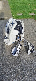 Predám detskú brankársku výstroj - 5