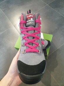 Nové dievčenské  turistické  topánky Olang Tarvisio veľ. 33 - 5