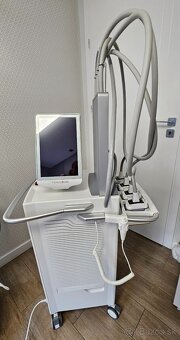 Predám laserový stroj na spaľovanie tukov VENUS BLISS - 5
