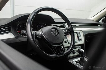 VW Passat Variant 2.0 TDI 110kW DSG Pôvodný lak - 5