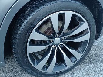 Chrysler 300C CRD, tourer - 5