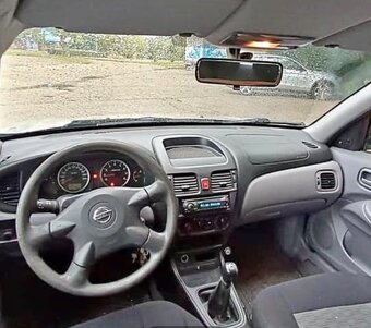 Nissan almera - 5