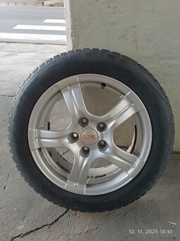 Predám elektróny OZ Racing 205/55R16 rozteč šróbov 5x114.3 - 5