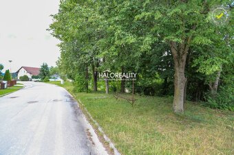 HALO reality - Predaj, pozemok pre rodinný dom   482 m2 Pova - 5