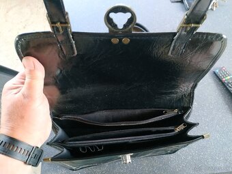 Dámska kabelka. - 5