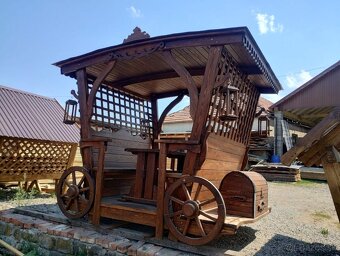 Predám altanok v tvare koča - 5