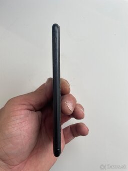 Iphone SE 128 GB čierny - 5