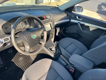 Skoda Octavia 2 Combi 1.6 MPI - 5