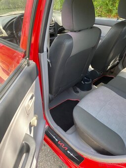 KIA Picanto 1.1 benzín - 5